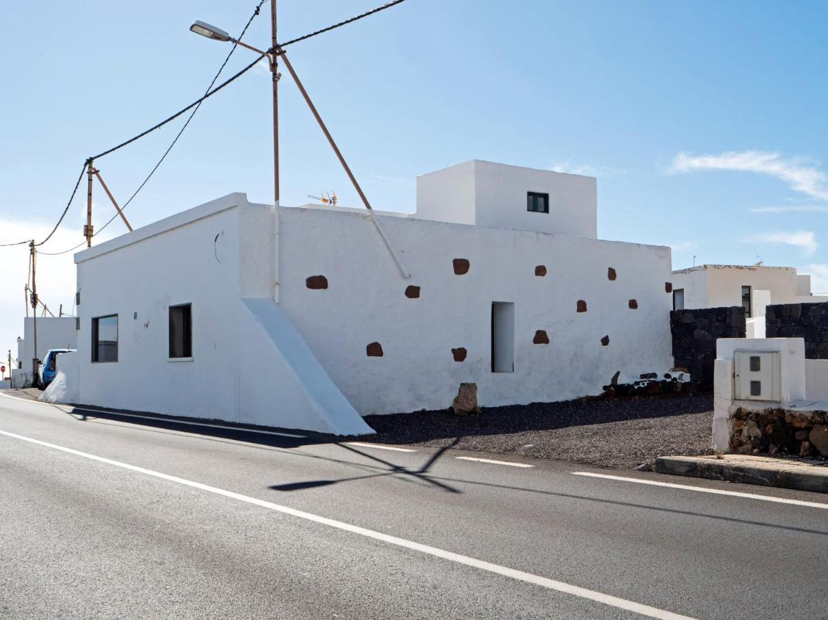 Comfortable House In Tias With Free Parking Exterior foto